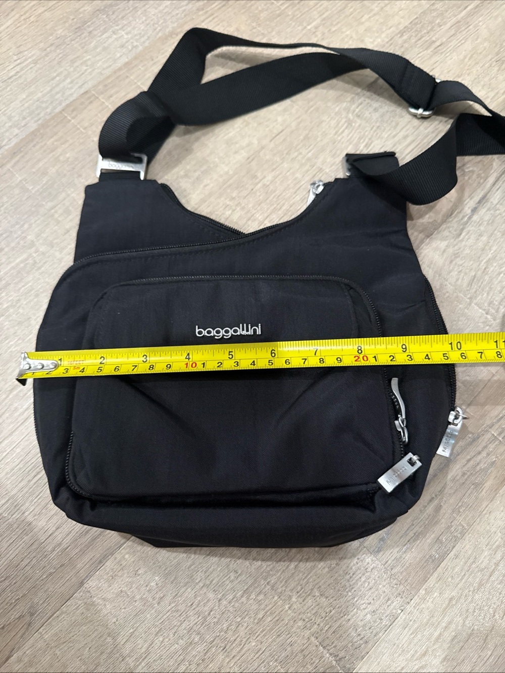 Baggallini Black Legacy Cross Cross Compact Nylon Crossbody - Picture 15 of 16